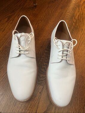 Men's white bucks Lace-Up Shoes in  Leather orn once!!
